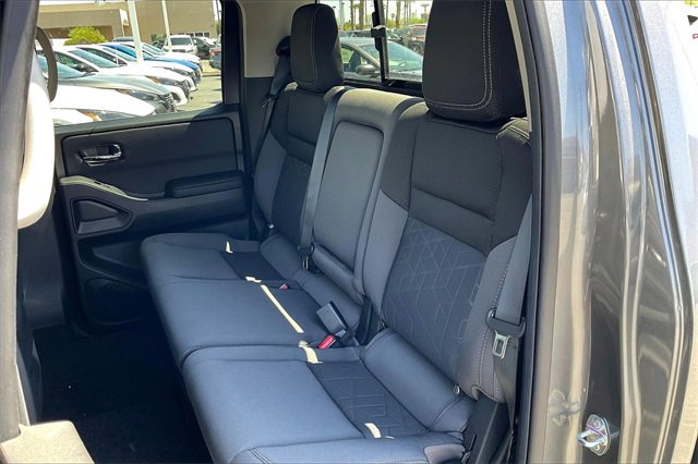 New 2025 Nissan Frontier SV image 15