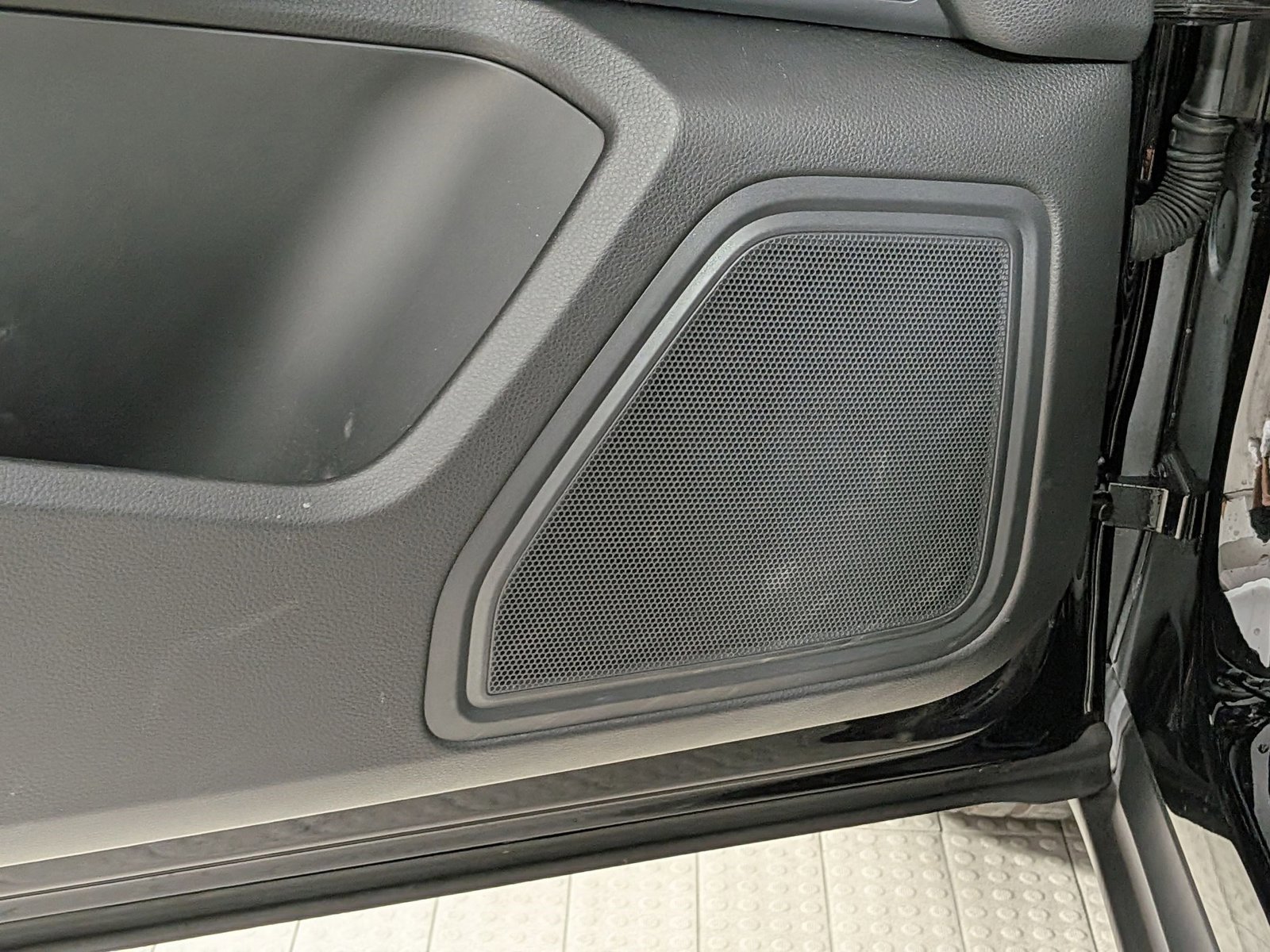 Certified 2023 Porsche Macan AWD/4WD image 14
