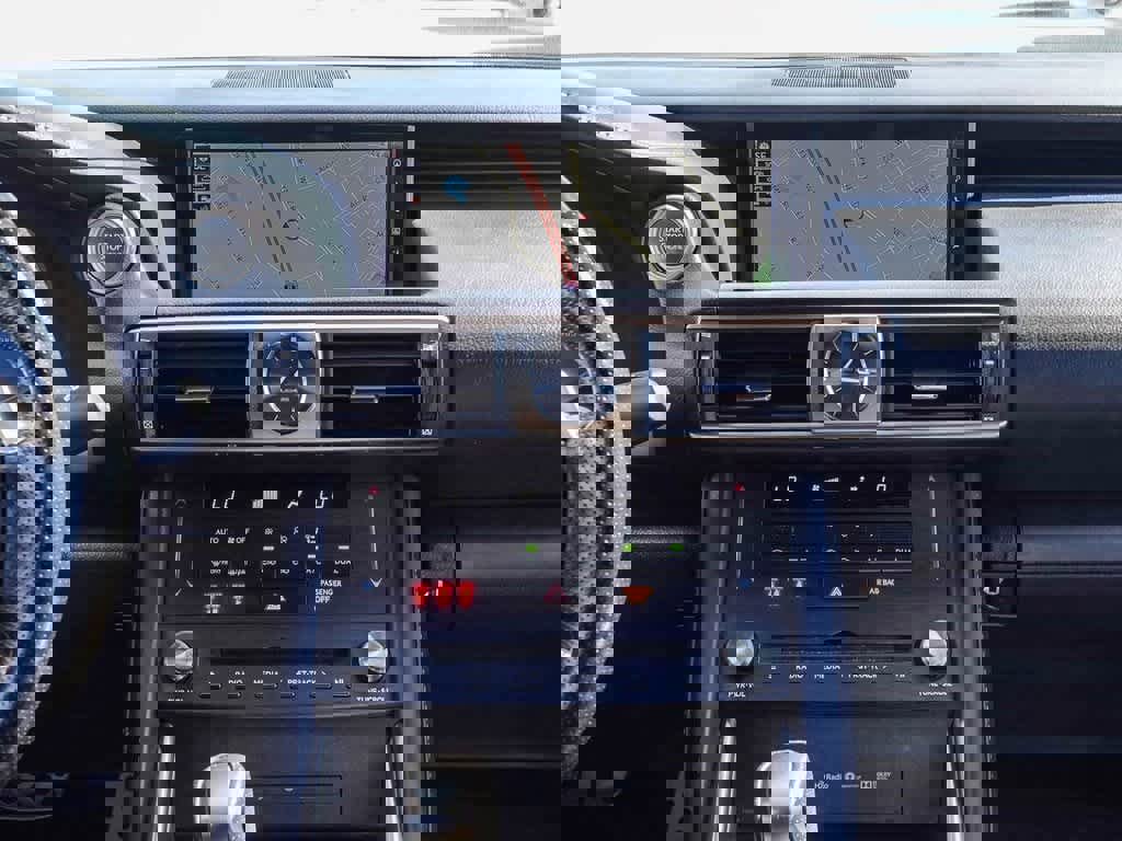 Used 2020 Lexus IS 300 F Sport image 12