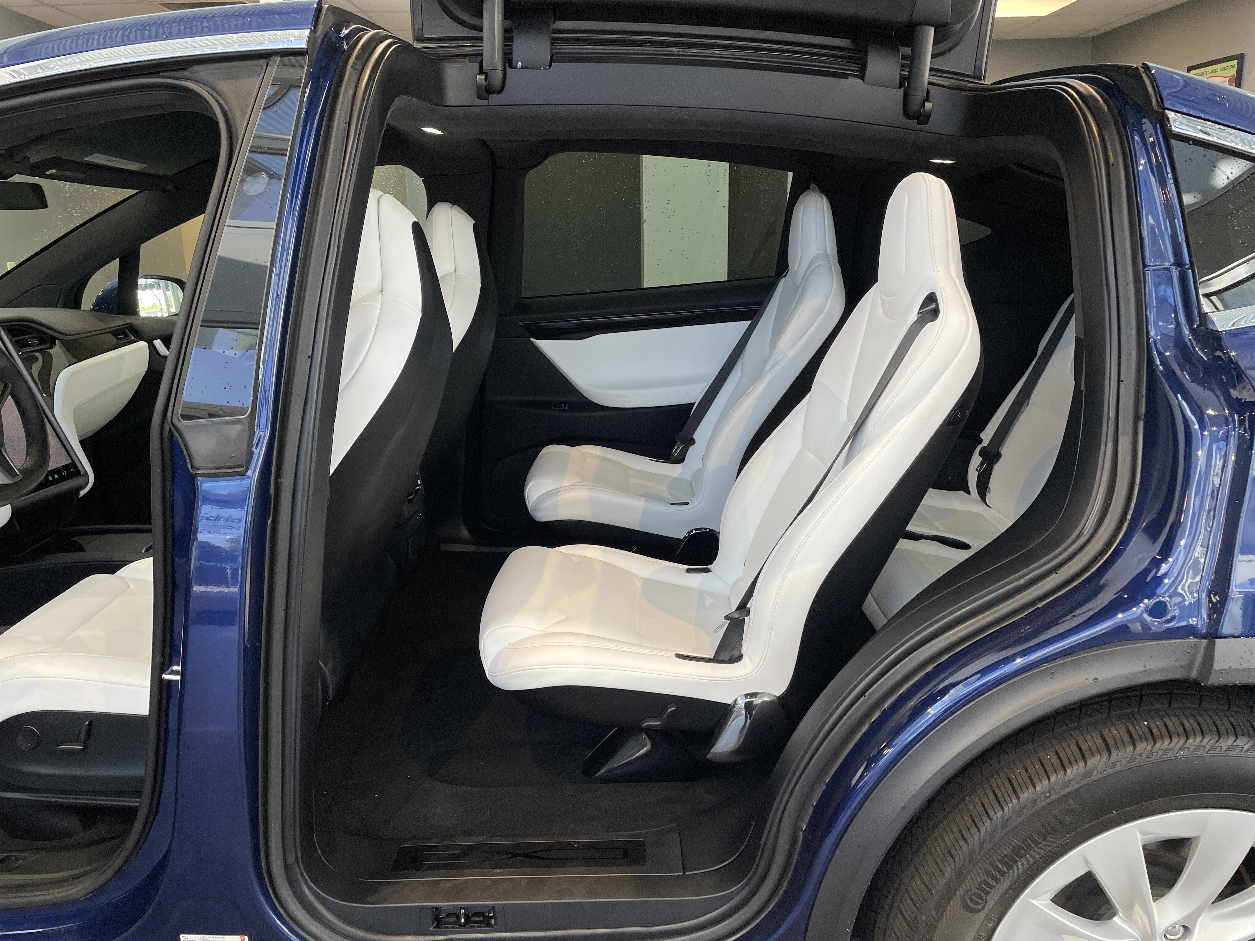 Used 2019 Tesla Model X Long Range AWD/4WD image 33