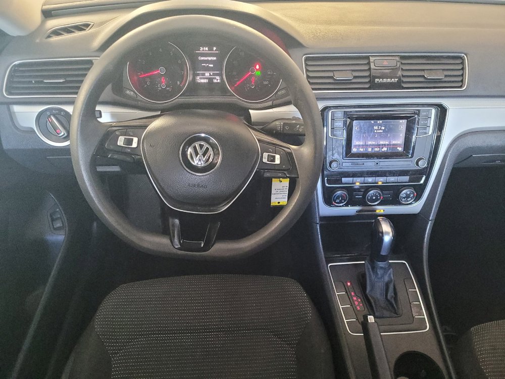 Used 2018 Volkswagen Passat 2.0T S image 22