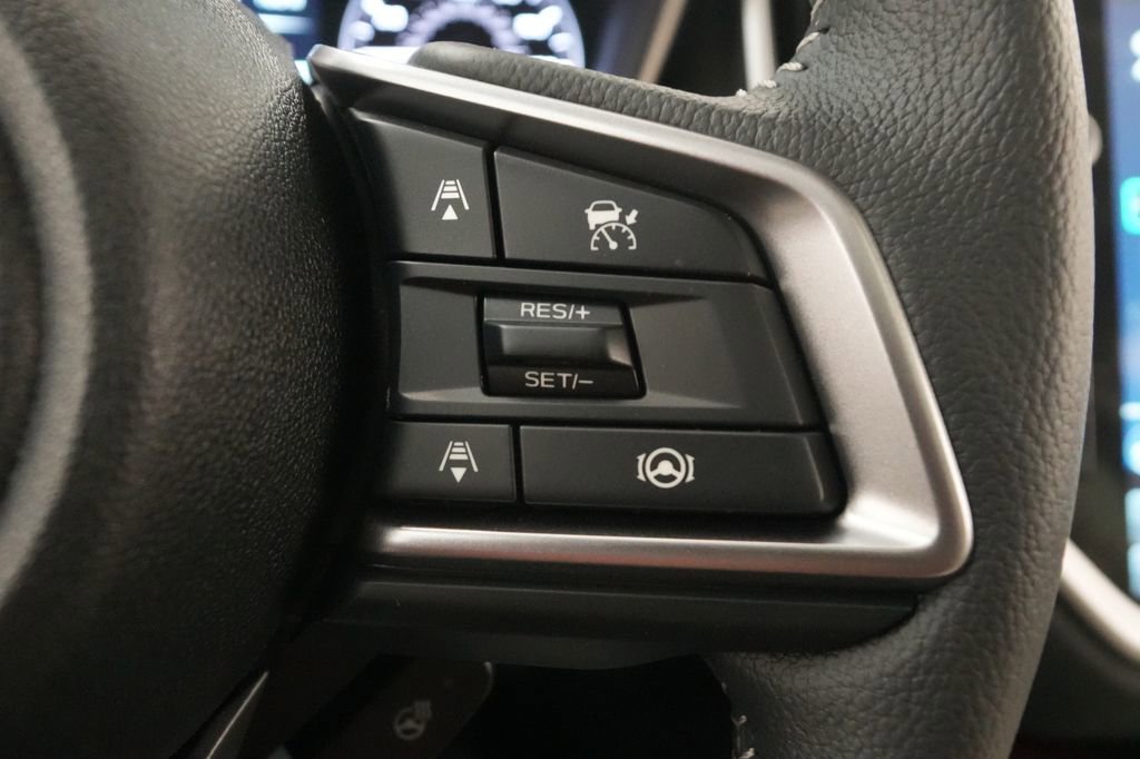 New 2025 Subaru Ascent Limited image 38