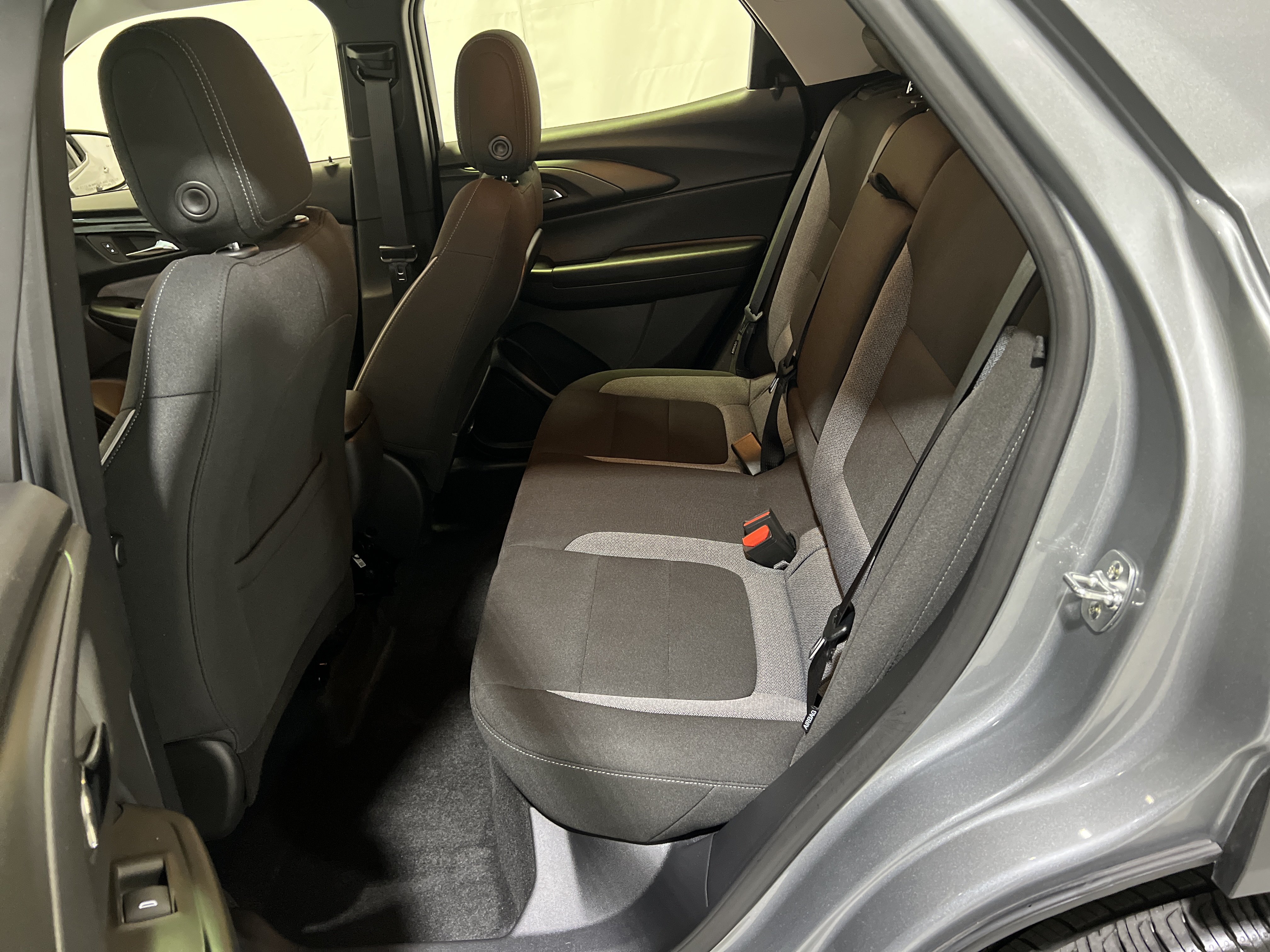 Certified 2025 Chevrolet TrailBlazer LT w/ Convenience Package FWD image 16