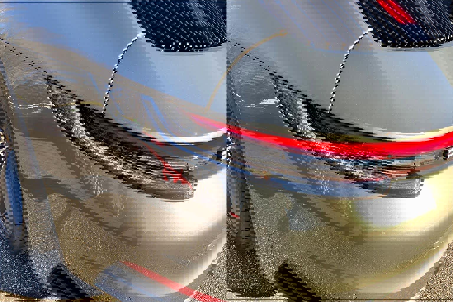 Used 2024 Porsche 911 Carrera image 26