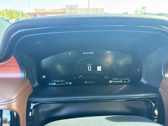 Used 2023 Lincoln Nautilus Reserve AWD/4WD image 18