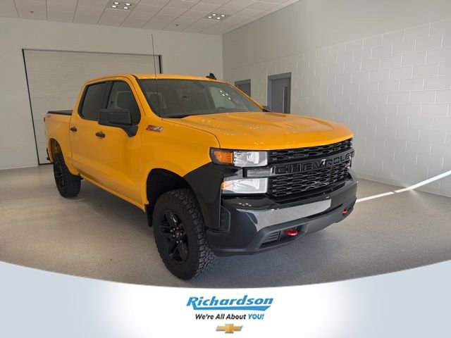 Used 2021 Chevrolet Silverado 1500 Custom Trail Boss w/ LPO, Dark Essentials Package image 1