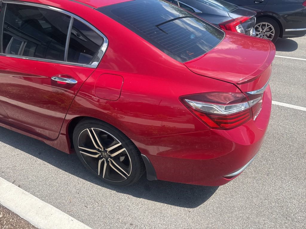 Used 2016 Honda Accord Sport image 16