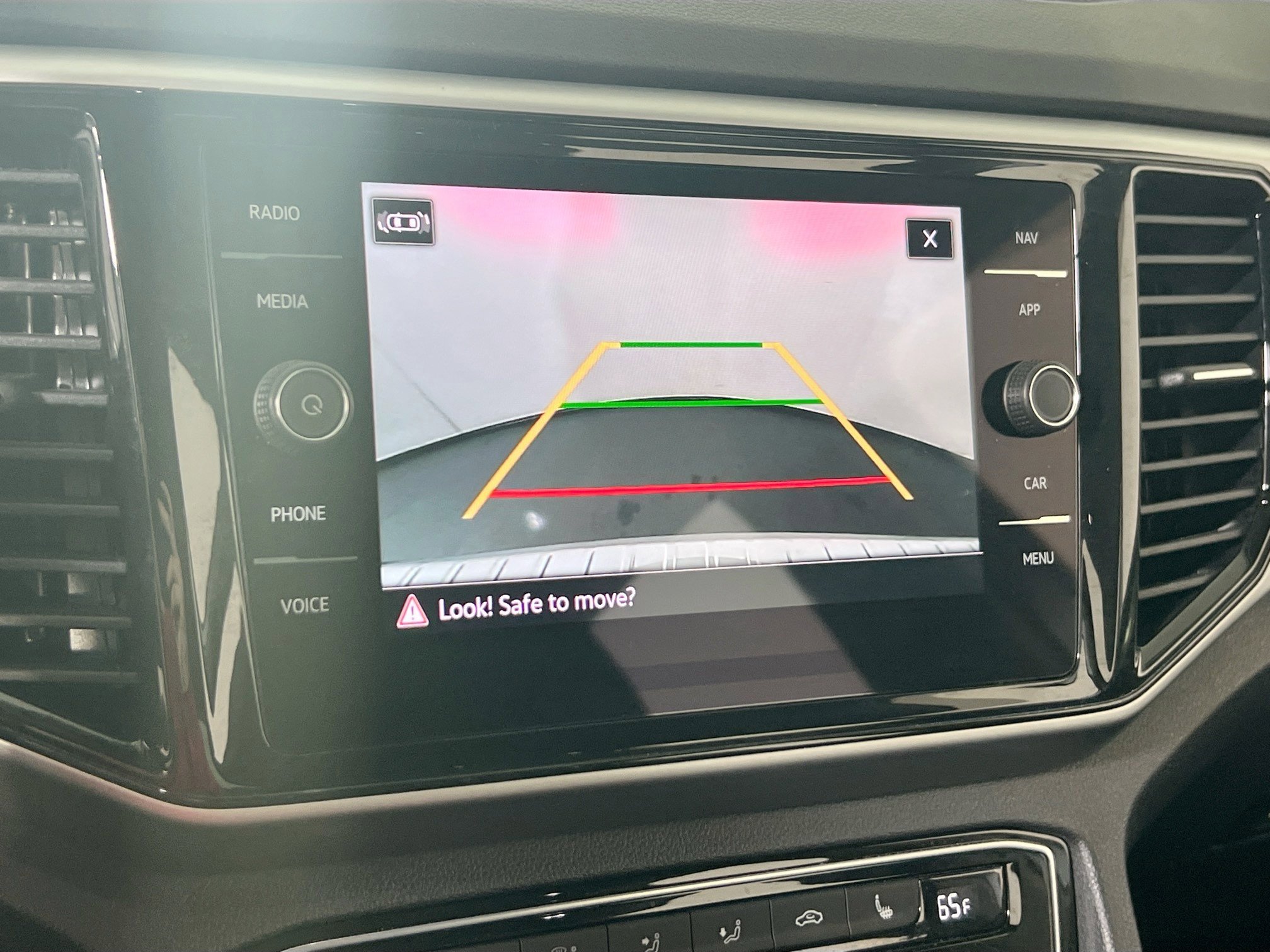 Used 2023 Volkswagen Atlas SEL R-Line image 14