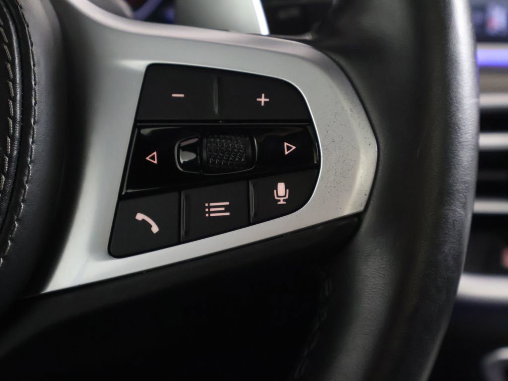Used 2022 BMW X5 xDrive40i w/ M Sport Package image 49