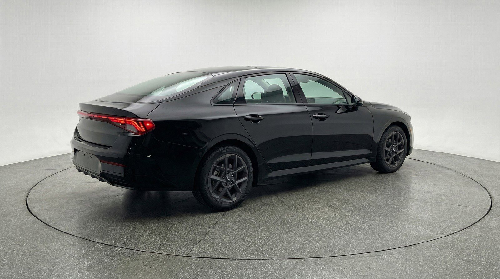 Used 2025 Kia K5 LXS image 9