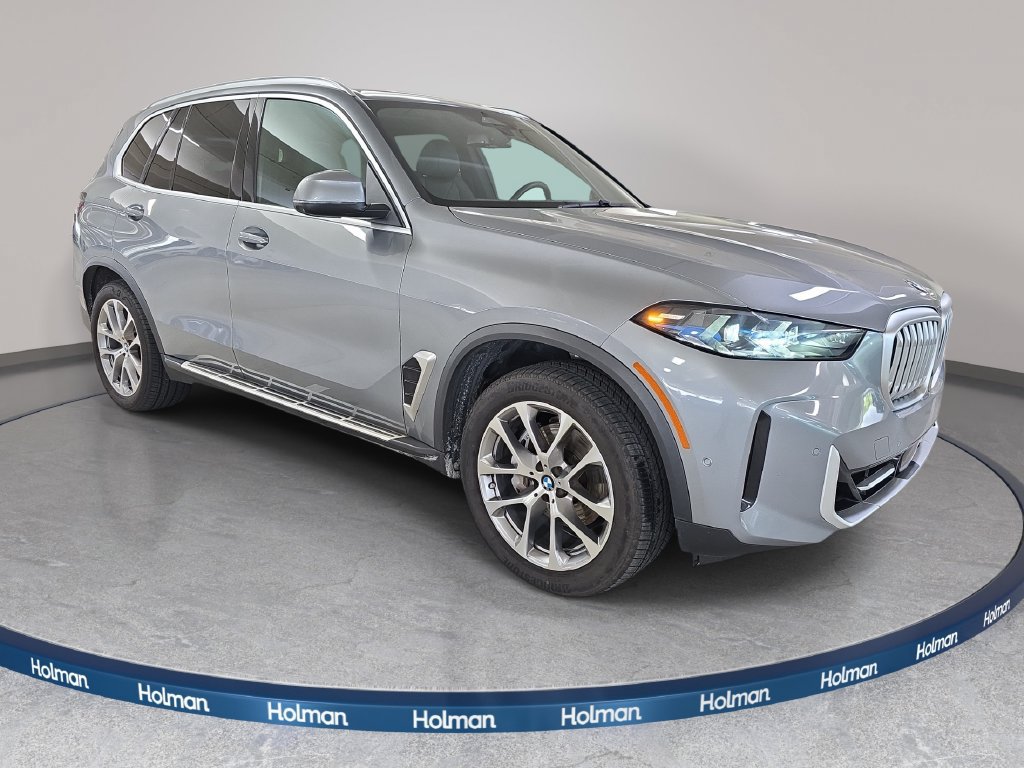 Certified 2024 BMW X5 sDrive40i w/ Premium Package RWD image 3