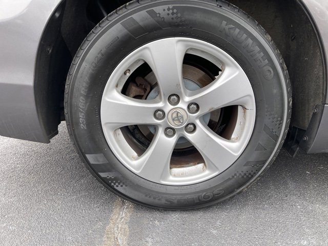 Used 2012 Toyota Sienna LE image 9