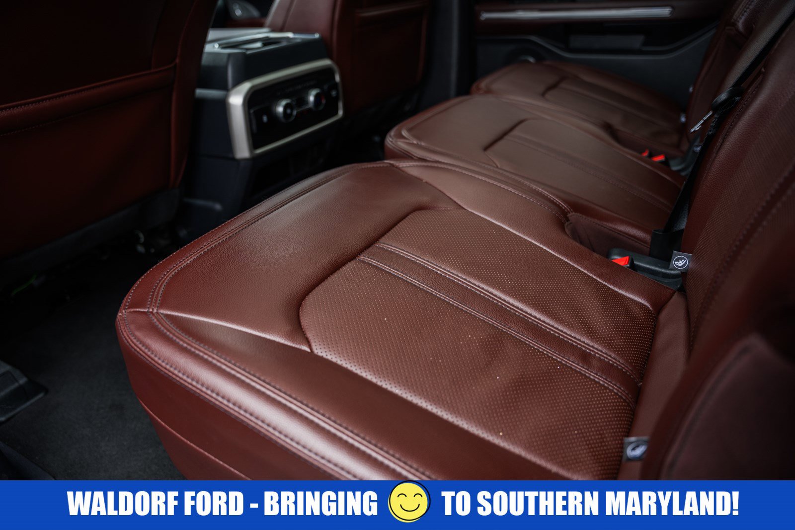 Used 2024 Ford Expedition Limited image 35