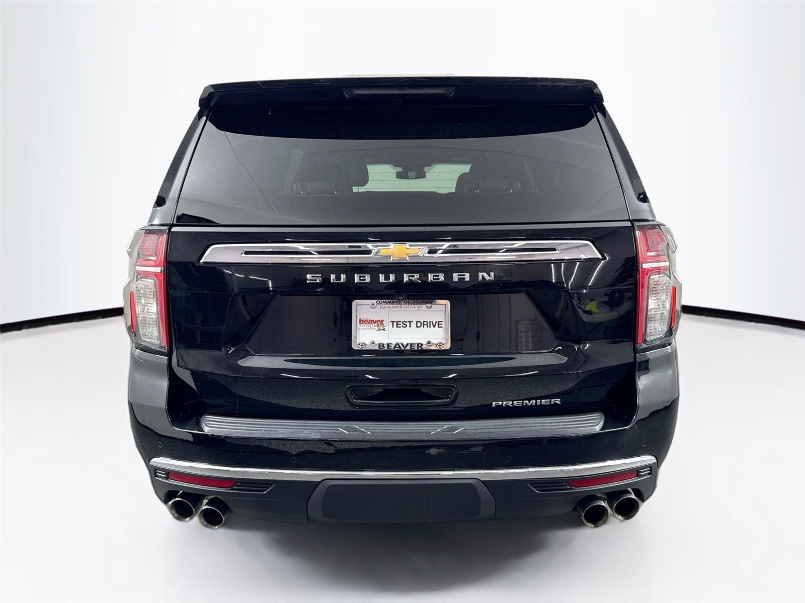 Used 2024 Chevrolet Suburban Premier RWD image 12