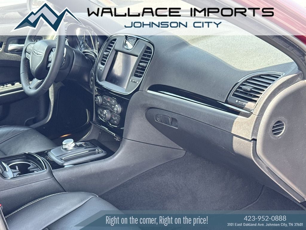 Used 2023 Chrysler 300 S w/ Comfort Group RWD image 36