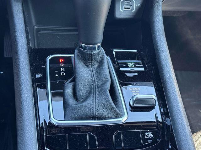 Certified 2025 Jeep Compass Limited w/ Driver Assist Group I AWD/4WD image 29