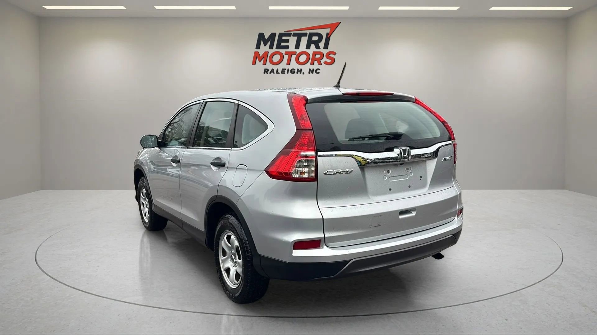 Used 2016 Honda CR-V LX image 9