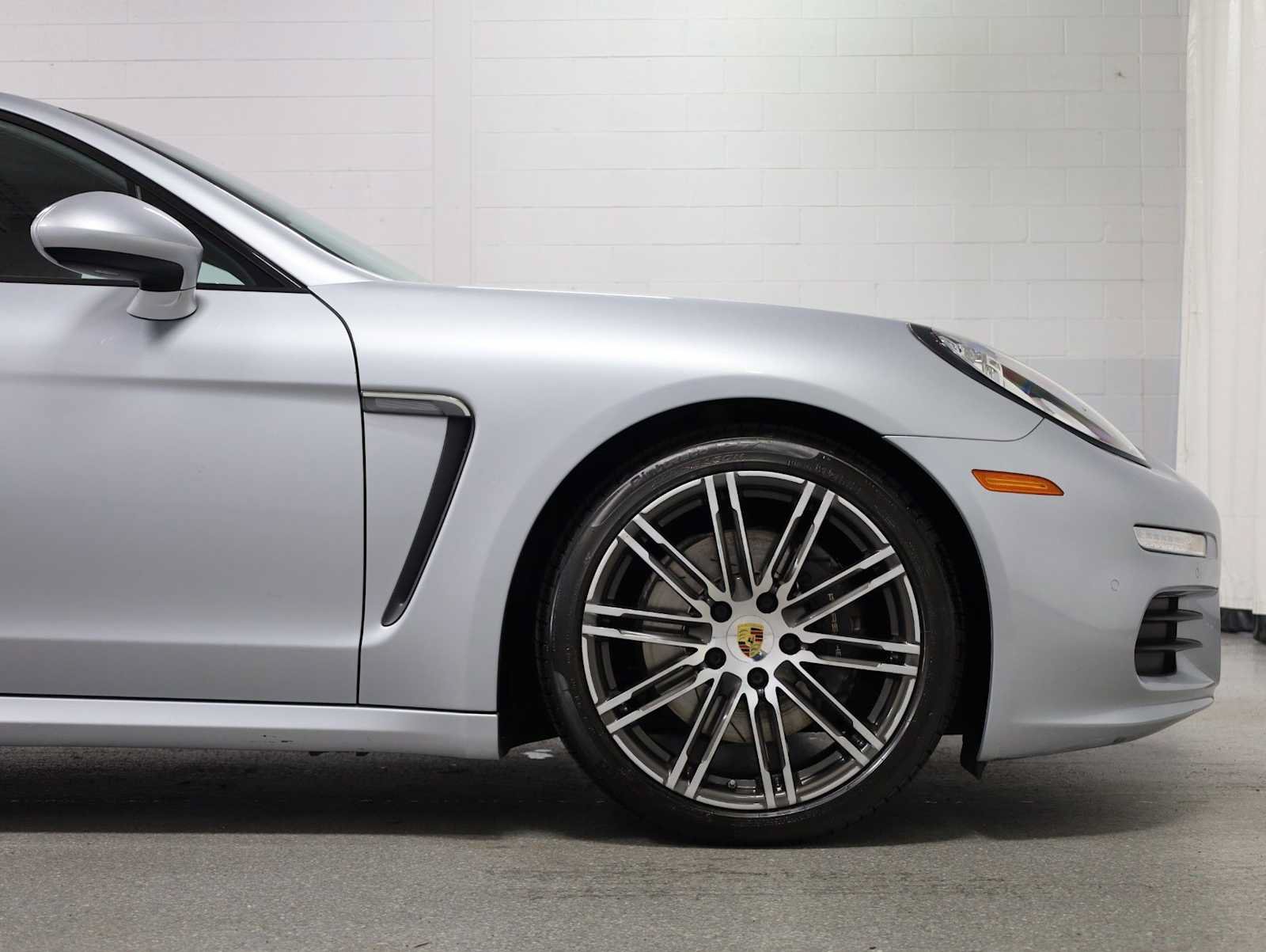 Used 2016 Porsche Panamera Edition RWD image 11