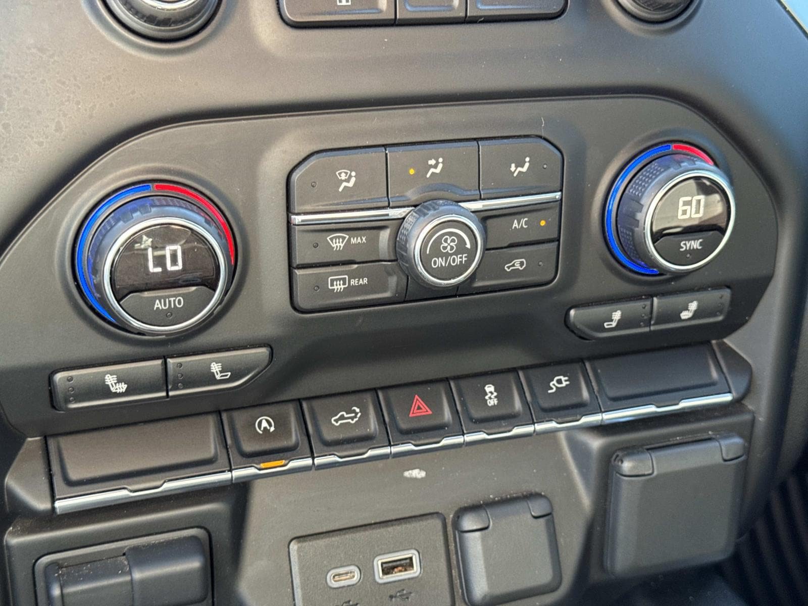 Used 2019 Chevrolet Silverado 1500 RST RWD image 36