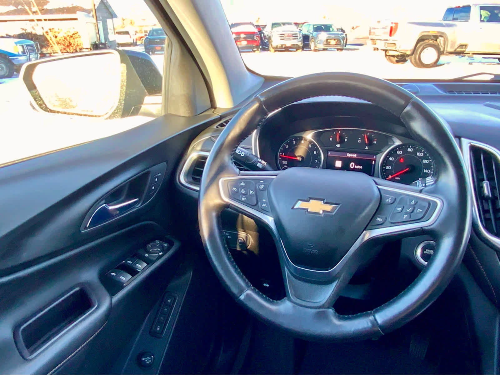 Used 2022 Chevrolet Equinox Premier image 35