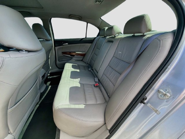 Used 2011 Honda Accord EX-L image 24