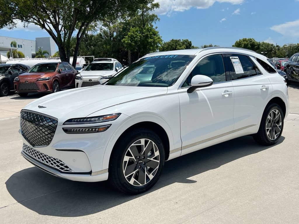 Used 2026 Genesis Electrified GV70 AWD/4WD image 3