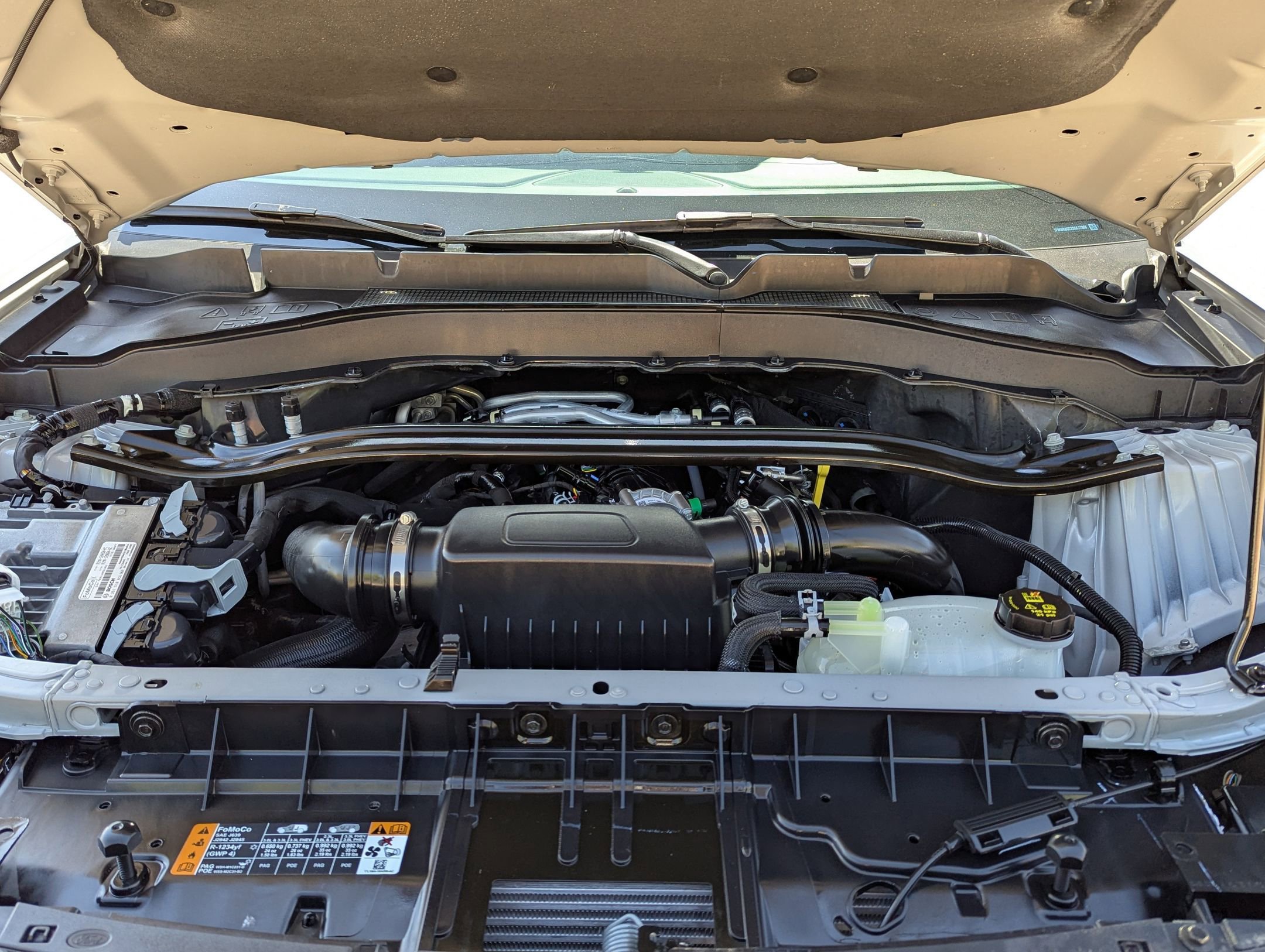Used 2025 Ford Explorer ST image 31