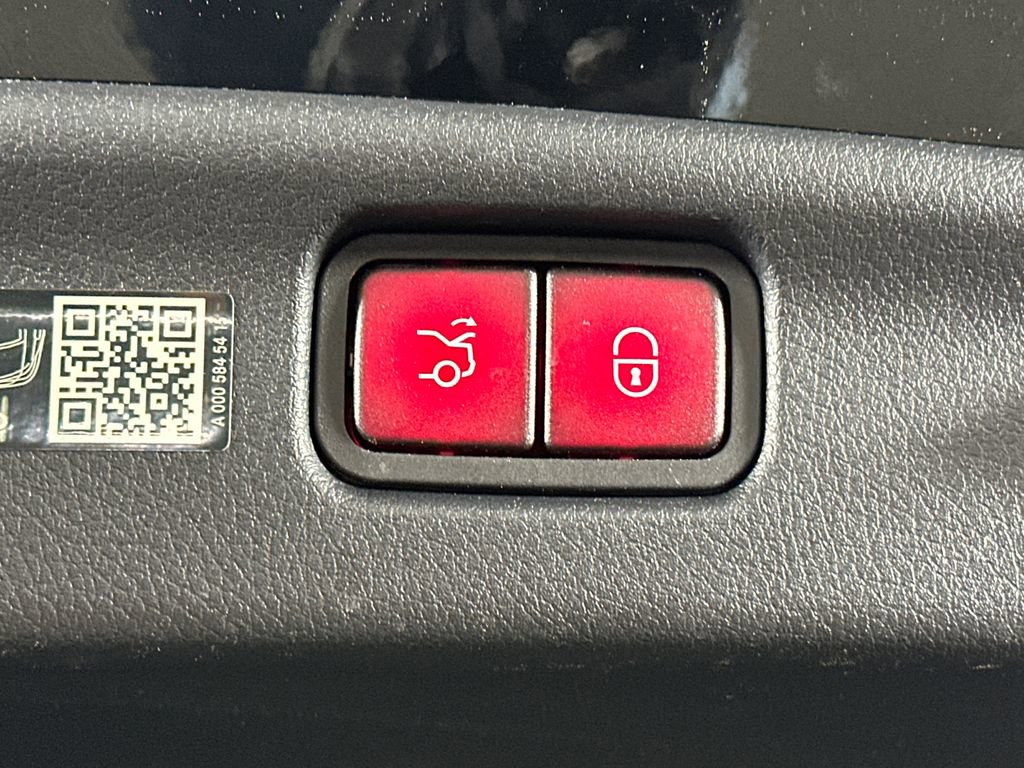 Certified 2024 Mercedes-Benz C 300 Sedan image 21