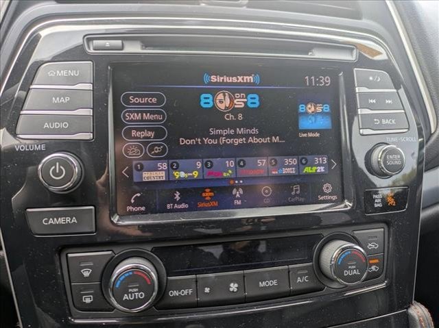 Used 2023 Nissan Maxima SR w/ Sport Mat Group image 11