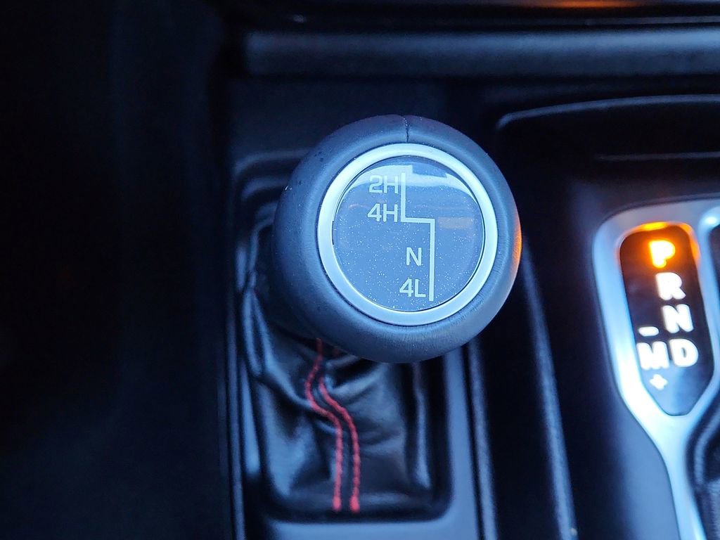 Used 2019 Jeep Wrangler Unlimited Rubicon w/ Uconnect 4C Nav & Sound Group image 26