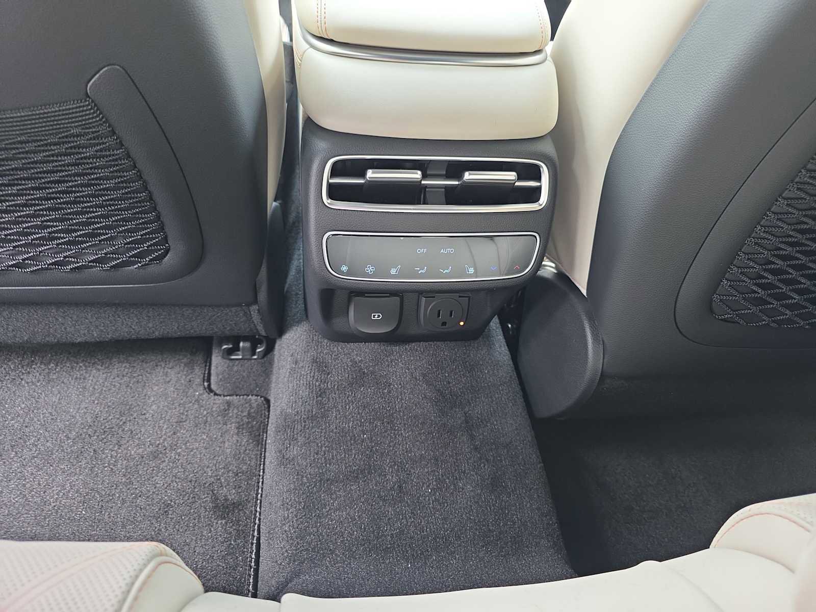 New 2026 Genesis GV70 3.5T Sport Prestige AWD/4WD image 29