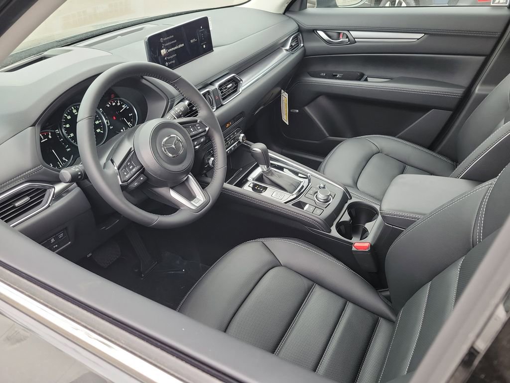New 2025 MAZDA CX-5 AWD 2.5 S w/ Premium Plus Pkg image 3