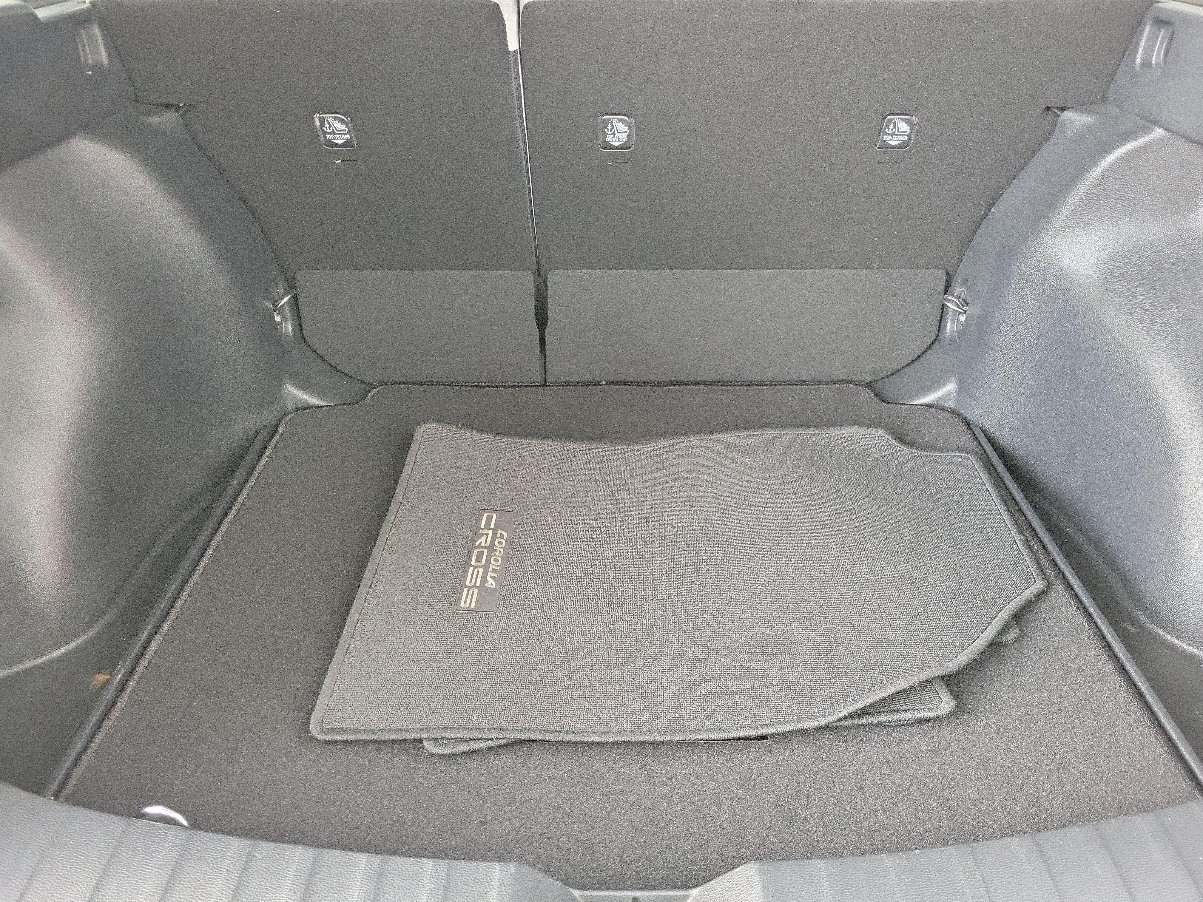 Certified 2026 Toyota Corolla Cross LE FWD image 8