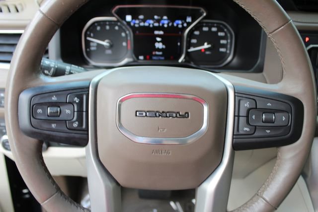 Used 2021 GMC Yukon Denali w/ Denali Ultimate Package image 18