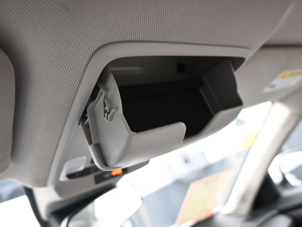 Used 2023 Honda Accord EX image 31