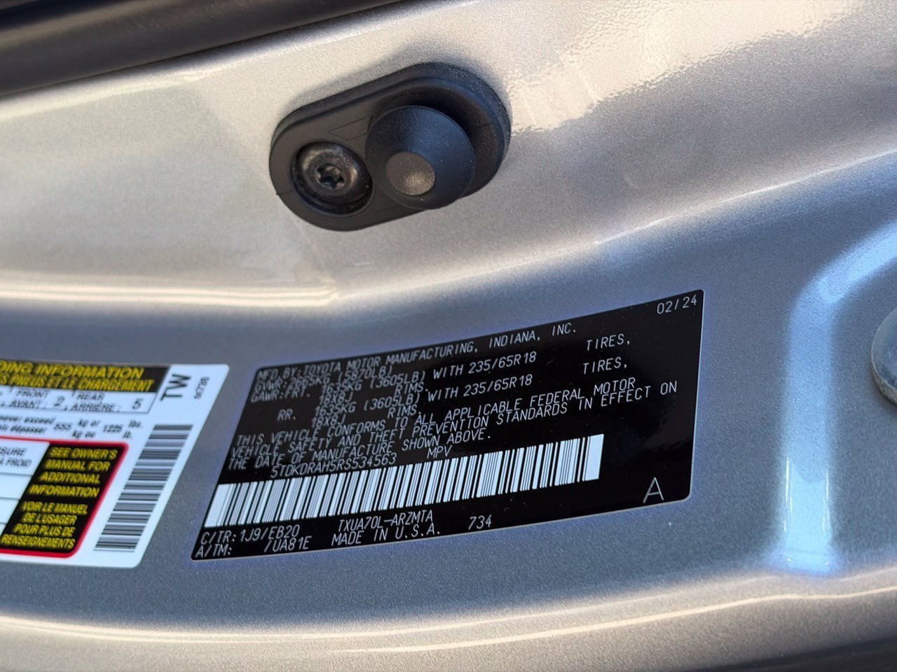 Used 2024 Toyota Highlander XLE FWD image 15