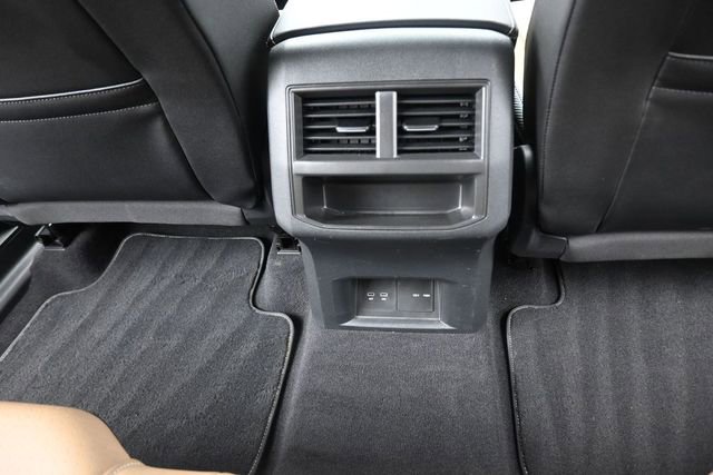 Used 2021 Volkswagen Atlas Cross Sport SE FWD image 24
