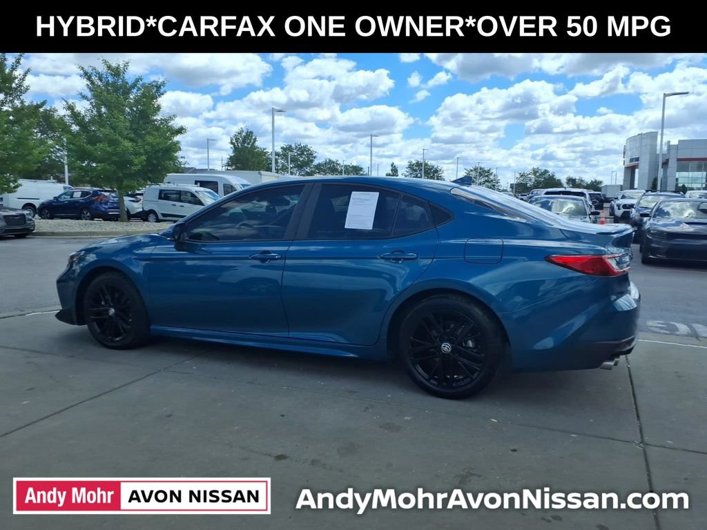 Used 2025 Toyota Camry SE FWD image 5