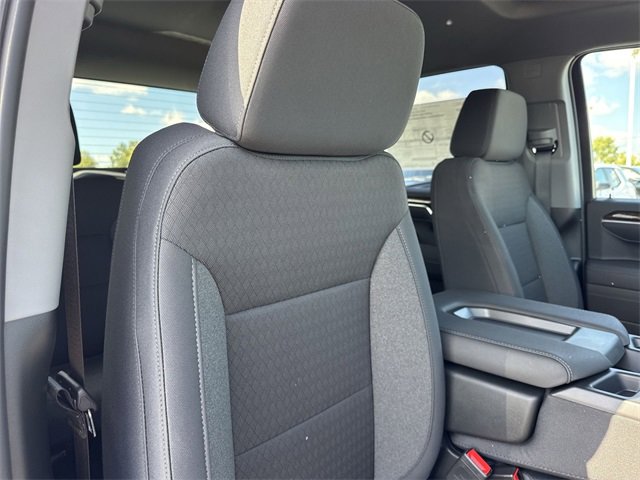 New 2026 GMC Sierra 1500 SLE image 24