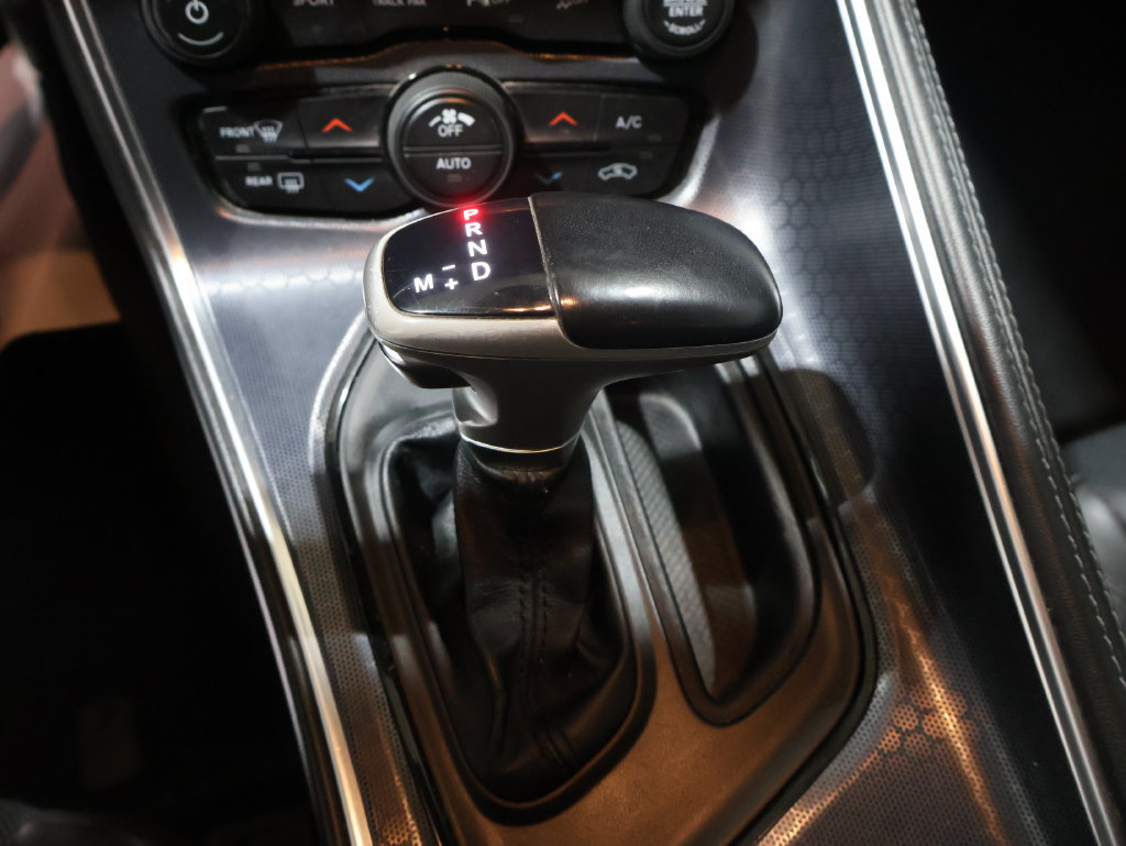 Used 2018 Dodge Challenger GT AWD/4WD image 31