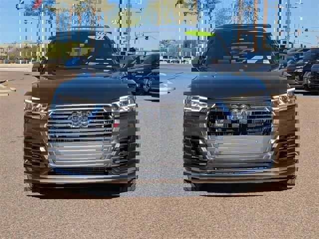 Used 2018 Audi SQ5 Prestige image 9