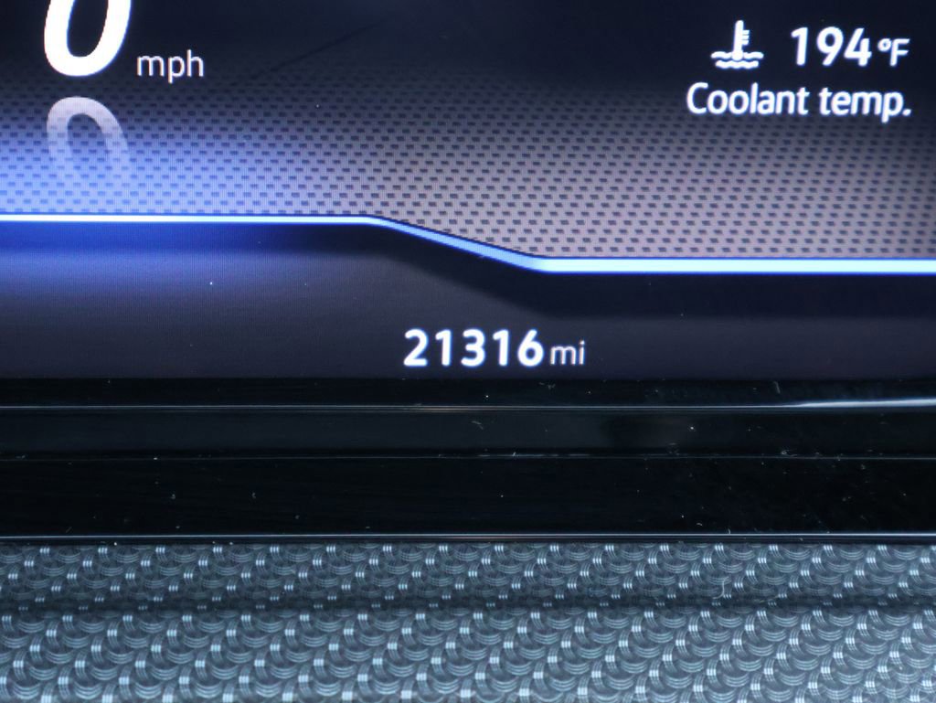 Certified 2024 Volkswagen Golf R image 33