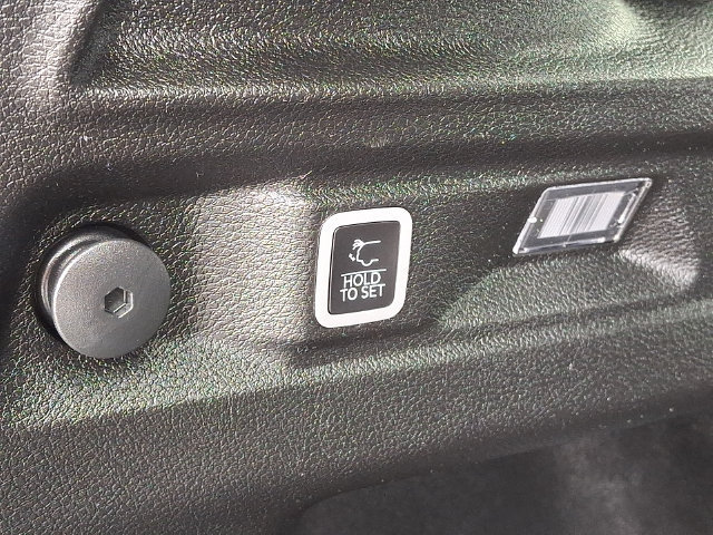 Certified 2025 Jeep Grand Cherokee L Laredo w/ Luxury Tech Group I AWD/4WD image 28