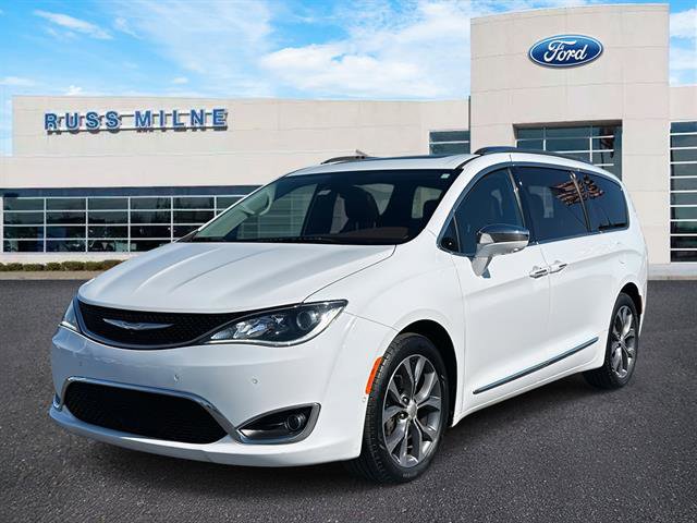 Used 2017 Chrysler Pacifica Limited image 6