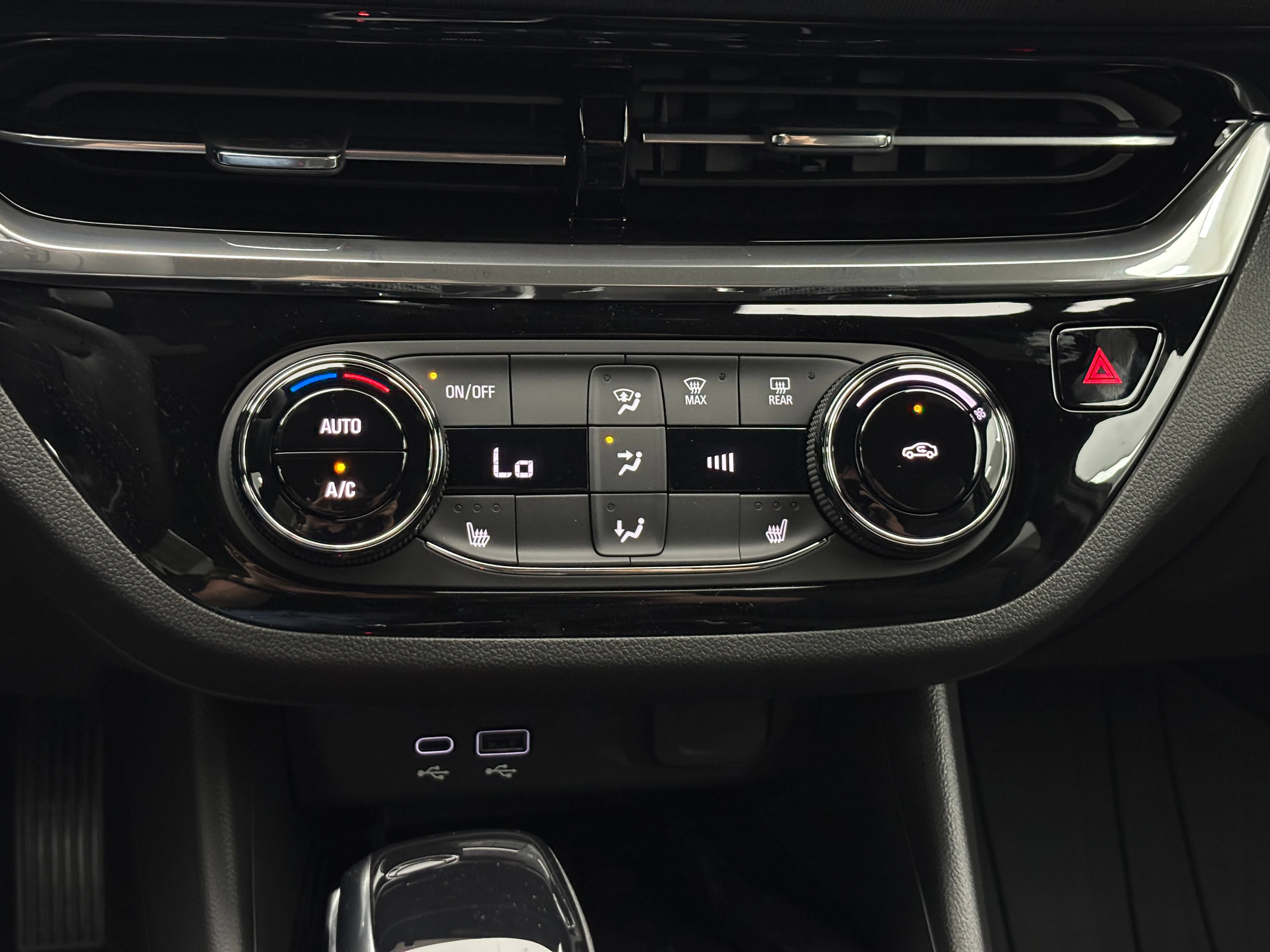 New 2026 Buick Envista Sport Touring w/ Convenience I Package FWD image 26