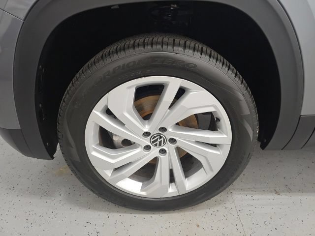 Used 2023 Volkswagen Atlas SE AWD/4WD image 9