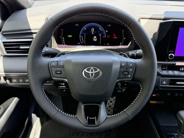 New 2026 Toyota Camry SE w/ Convenience Package FWD image 12