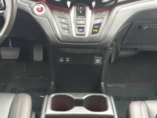 Used 2025 Honda Odyssey Sport-L image 18