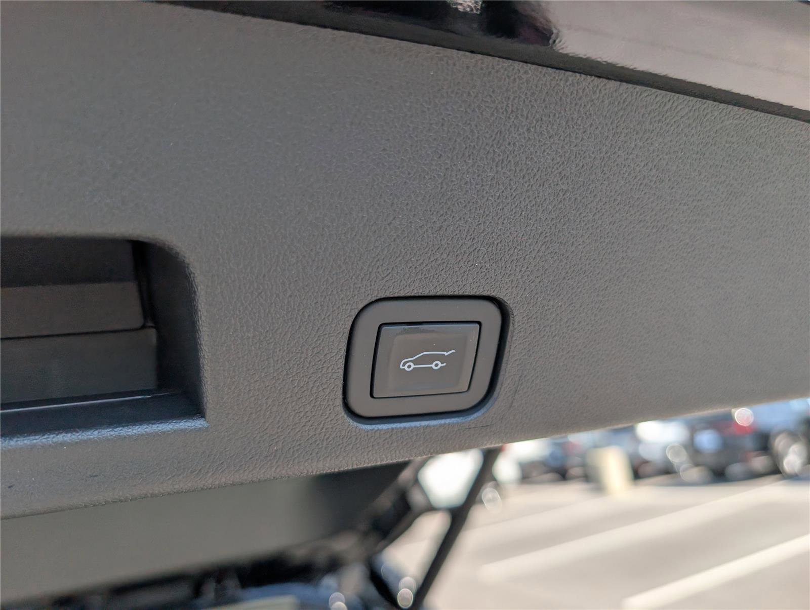 New 2026 Chevrolet Traverse LT AWD/4WD image 10
