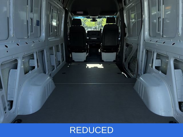 Used 2025 Mercedes-Benz Sprinter 2500 image 34